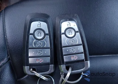 2019 Ford Edge Sel z USA, uszkodzony, nr VIN 2FMPK4J94KBC14287